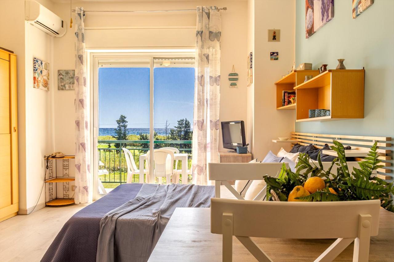 Studio Coral View Giardini Naxos Luaran gambar