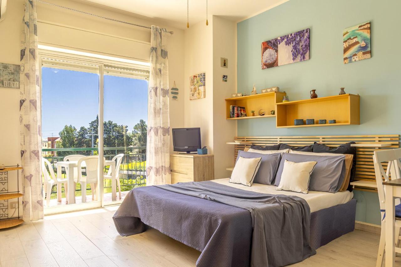 Studio Coral View Giardini Naxos Luaran gambar